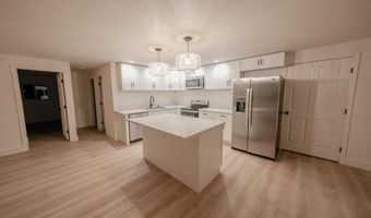 457 Aleo Pl, Kahului, HI 96732