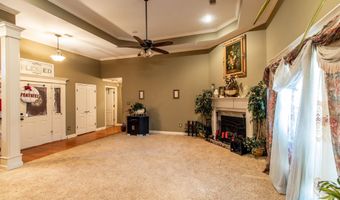 1528 Brookshire Dr, Benton, AR 72019