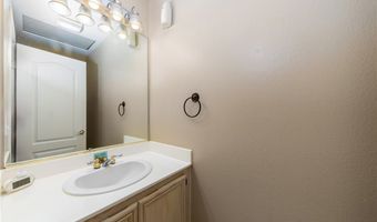 13161 Mugu Ct, Apple Valley, CA 92308