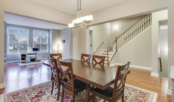 1506 W NORTHWEST Hwy, Arlington Heights, IL 60004