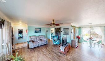 1239 IRIS St, Brookings, OR 97415