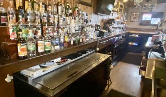 102 W State St, Ashley, IN 46705