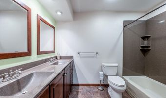 305 E 21st St, Atlantic, IA 50022