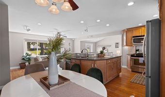 9217 Hallock Dr, Affton, MO 63123