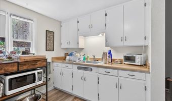 457 C St, Ashland, OR 97520
