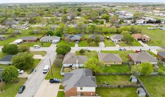 103 Janis St B, Alvarado, TX 76009