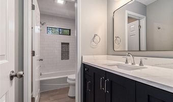1802 Hedge Sparrow Ct NE, Roswell, GA 30075