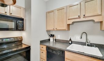 104 Pembroke St 2, Boston, MA 02118