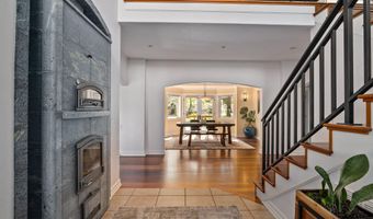 1694 Old Siskiyou Hwy, Ashland, OR 97520