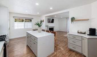 4037 Vista Calaveras St, Oceanside, CA 92056