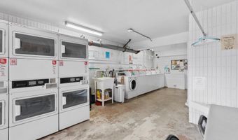 84 PUKIHAE St 504, Hilo, HI 96720