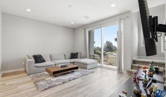 2572 S Escondido Blvd 808, Escondido, CA 92025