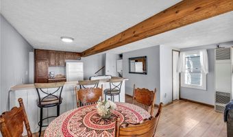 15 Lake Hurst Dr, Ashtabula, OH 44004