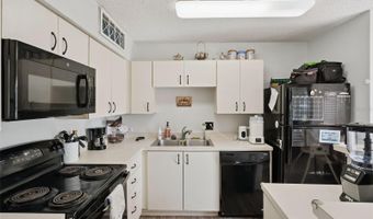 385 WOODSIDE Dr 108, Altamonte Springs, FL 32701