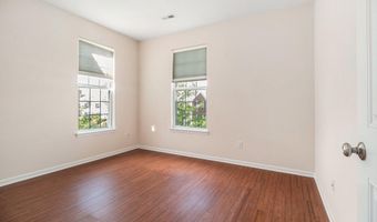 937 E E Summerfield Glen Cir, Ann Arbor, MI 48103