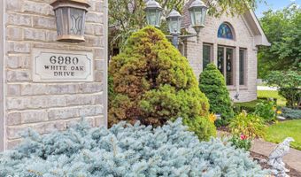 6980 White Oak Dr, Avon, IN 46123