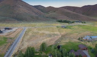 90 STERLING Dr, Bellevue, ID 83313