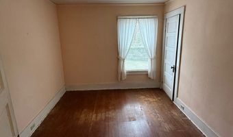 20-24 Church St, Barre, MA 01074