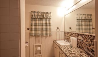 708 15th St, Abernathy, TX 79311