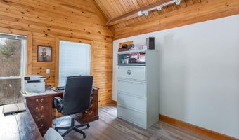 12 Laurence Way, Falmouth, ME 04105