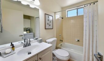 2737 Lakeview Dr, Santa Rosa, CA 95405