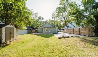 1726 Medford Dr, Charlotte, NC 28205