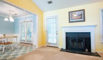 165 Spring Lake Dr, Athens, GA 30605