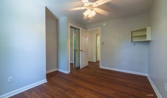 49 Canterbury Dr, Athens, OH 45701