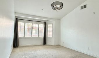 5241 Colodny Dr 403, Agoura Hills, CA 91301