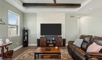 1592 Grayhawk Dr, Basehor, KS 66007