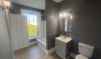 17 Ash Grove Pl 4, Albany, NY 12202