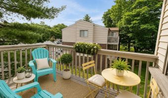 7 Padanaram Rd H167, Danbury, CT 06811