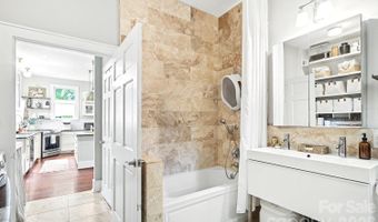 904 36th St, Charlotte, NC 28205