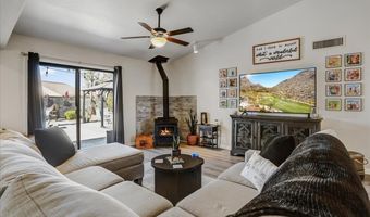 1660 E WHITTEN St, Chandler, AZ 85225