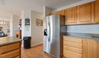 1513 SUNNY Hl, Cheyenne, WY 82001