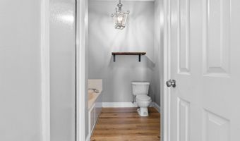 4507 Furling Ln 302, Destin, FL 32541