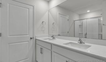 707 Lazy Elm Ln, Aberdeen, NC 28315