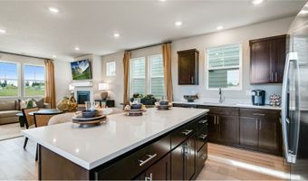 8341 SE Crescent Dr, Hillsboro, OR 97123