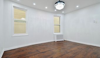 22 E 44TH St, Bayonne, NJ 07002