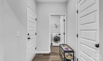 1489 SE Arnold Dr, Allenhurst, GA 31301