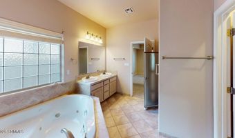 3296 Robert H Bradley Dr, Alamogordo, NM 88310