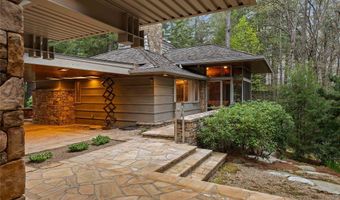 749 Stillmont Cir, Cashiers, NC 28717