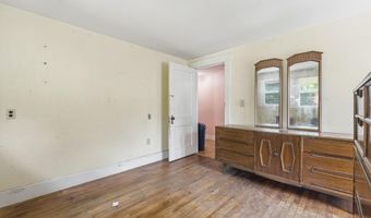 28 Davenport St, Augusta, ME 04330