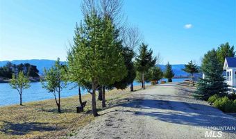 514 W30/W32 Sawyer St W30/32, Cascade, ID 83611