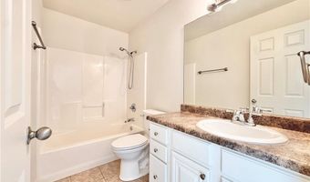 8 Boreland Ln, Bella Vista, AR 72715