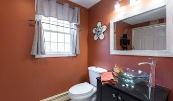 27 Arabian Way, Chester, NH 03036