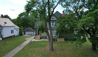 51 Broadway St, Baileyville, ME 04694