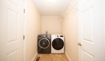 5035 WOODS LINE Dr 18, Aberdeen, MD 21001