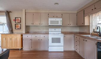 102 Partridge Ln, Goffstown, NH 03045