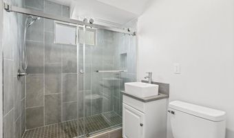 300 E Alhambra Rd D, Alhambra, CA 91801